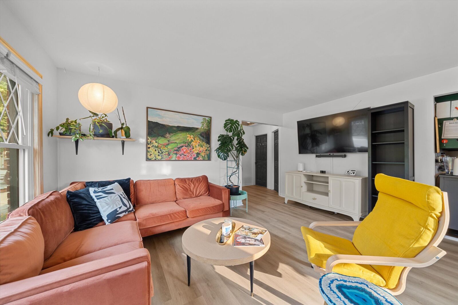 Property Photo:  29941 Leona Court  MI 48135 