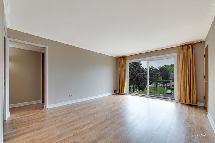 Property Photo:  872 S Plum Grove Road 305  IL 60067 