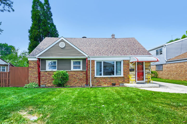 Property Photo: 8060 S Kolmar Avenue IL 60652