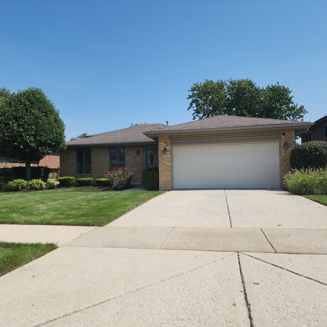 Property Photo:  16931 82nd Avenue  IL 60477 