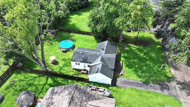 Property Photo:  7107 N Oak Street  IL 60097 