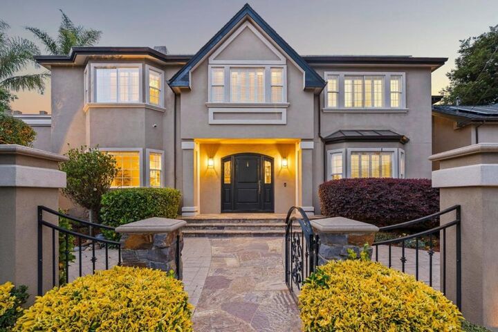 Property Photo:  400 Seaview Drive  CA 95003 