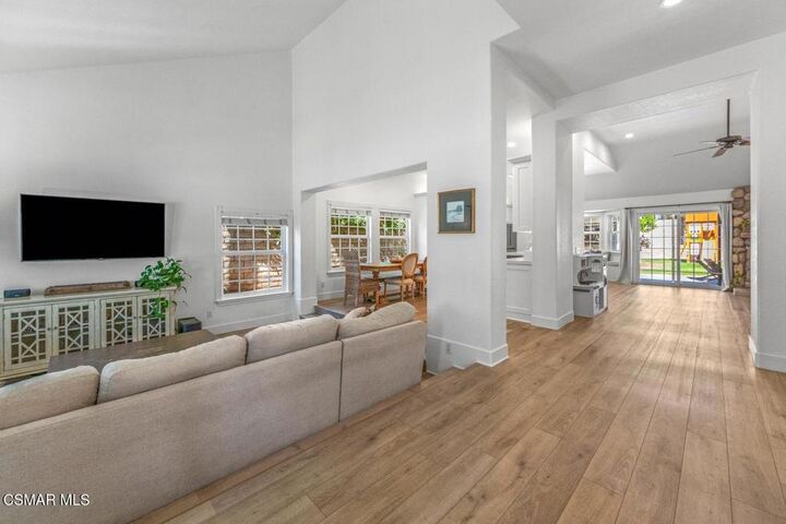 Property Photo:  2690 Deerwood Avenue  CA 93065 