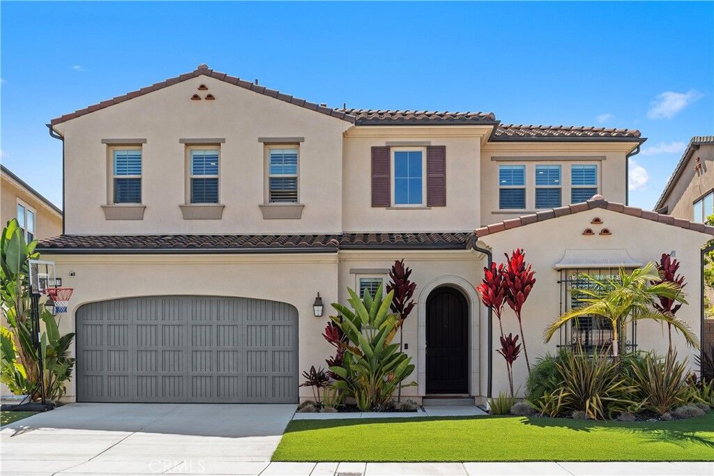Property Photo: 17311 Cobblestone Lane CA 92649