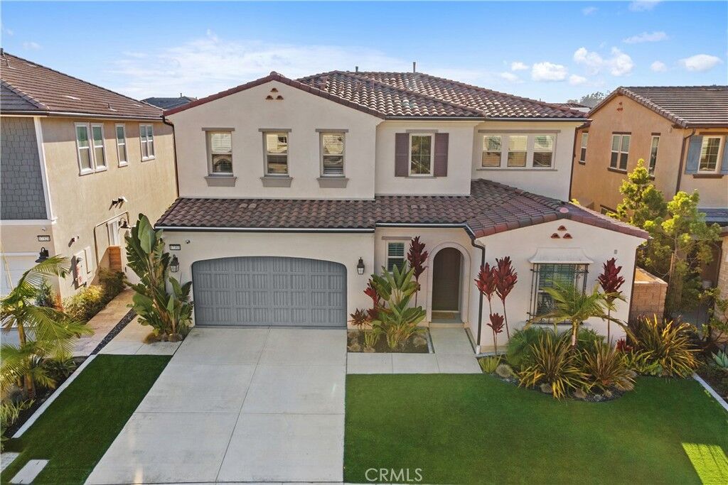 Property Photo:  17311 Cobblestone Lane  CA 92649 