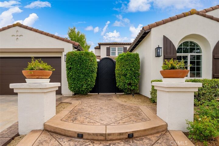 Property Photo:  1328 N Paradise Ridge Way  CA 91915 