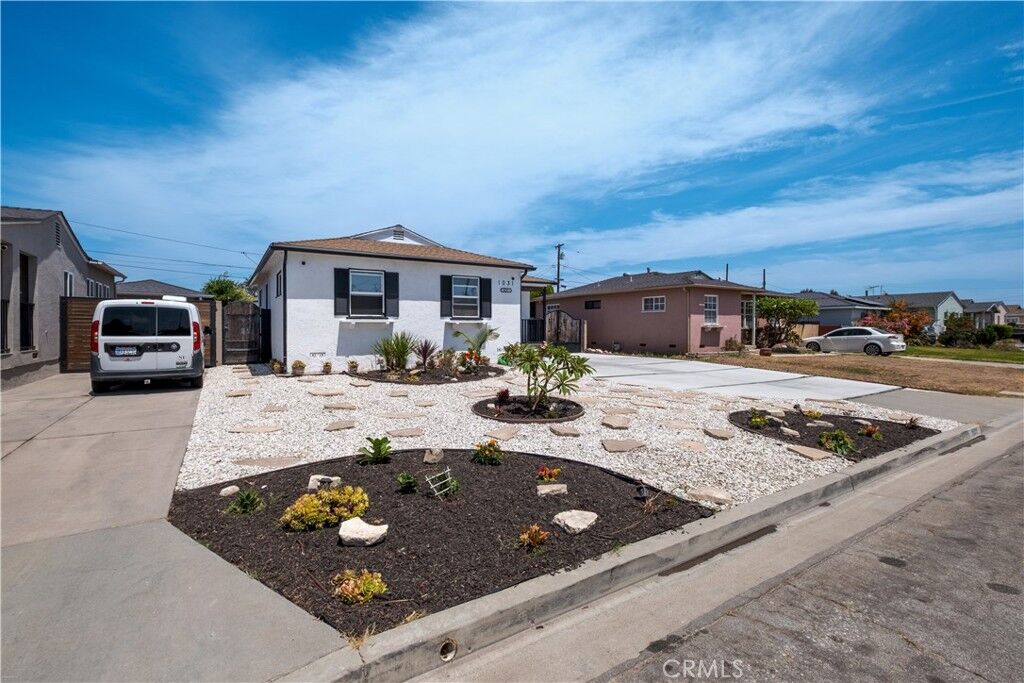 Property Photo:  1031 W 227th Street  CA 90502 