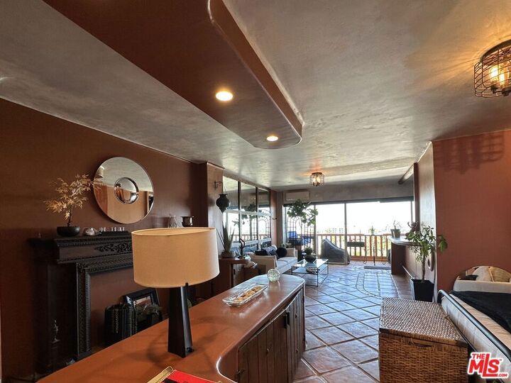 Property Photo: 999 N Doheny Drive 708 CA 90069