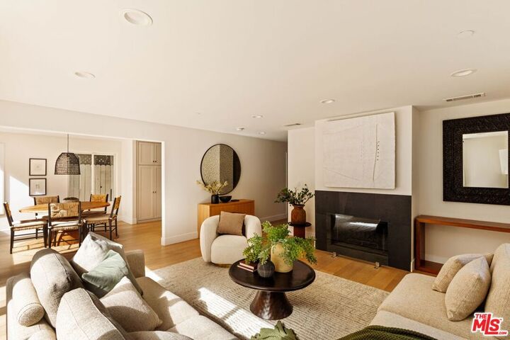 Property Photo:  825 Huntley  CA 90069 