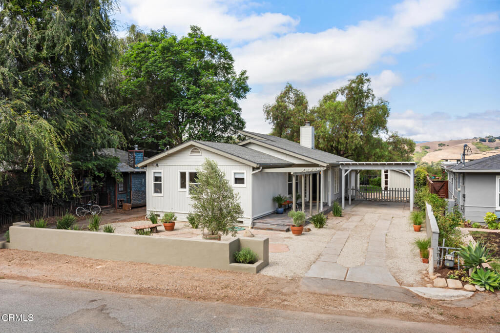 Property Photo:  259 Prospect Street  CA 93022 
