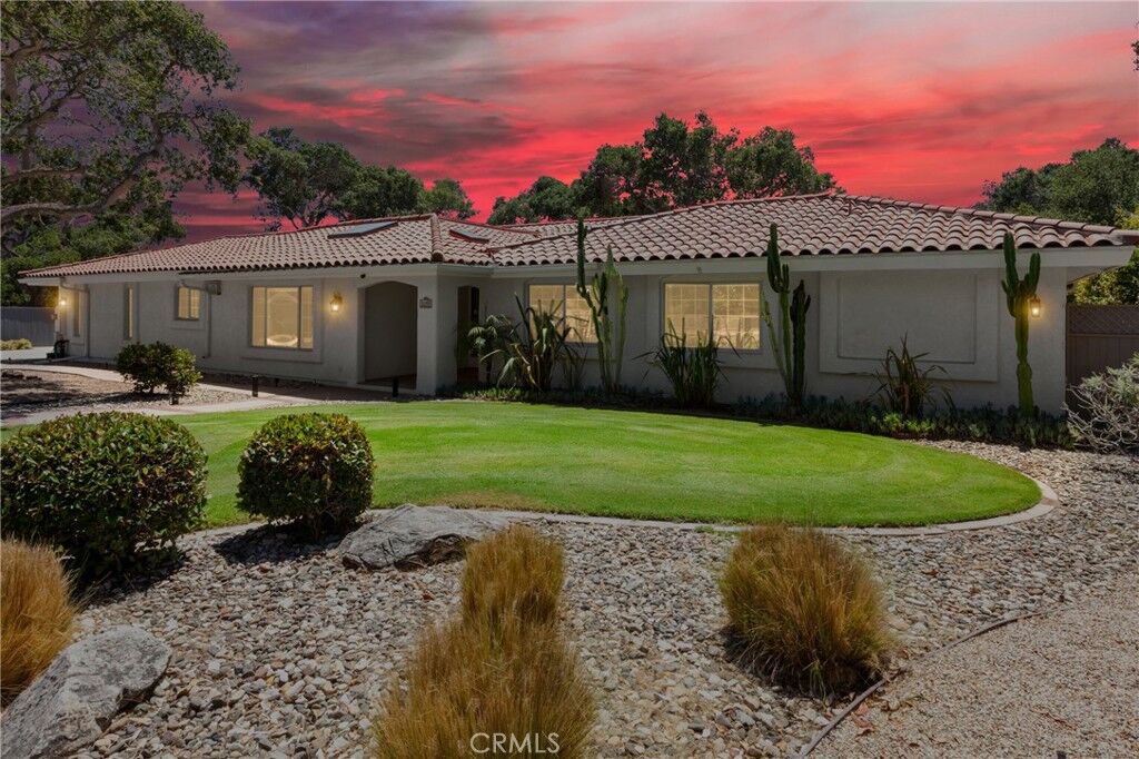 Property Photo:  1250 Stallcup  CA 93436 