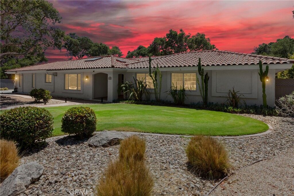 Property Photo:  1250 Stallcup  CA 93436 