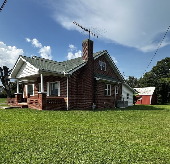 Property Photo:  2930 Murfreesboro Hwy  TN 37355 