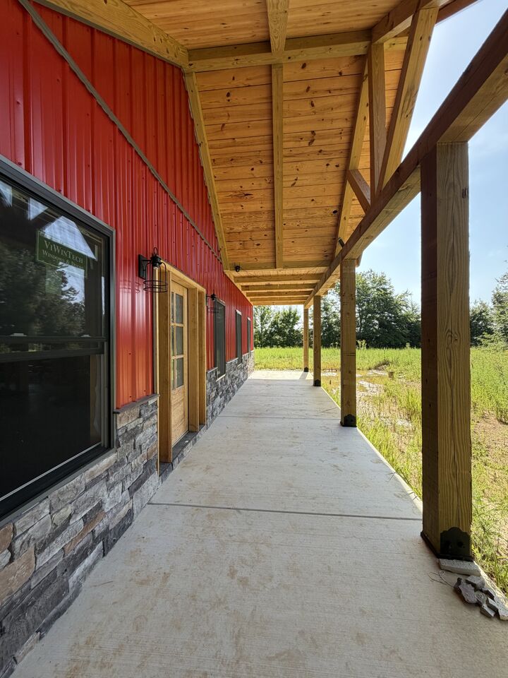 Property Photo:  488 Sixteenth Model Rd  TN 37355 