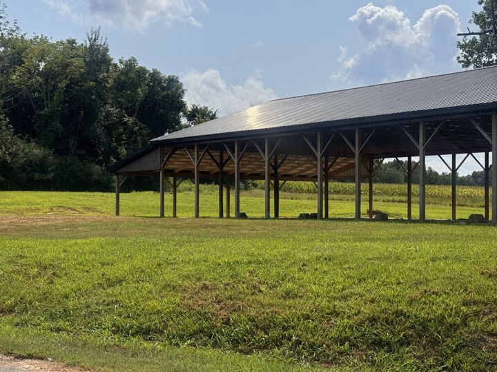 Property Photo:  731 Big Rock Rd  TN 37023 