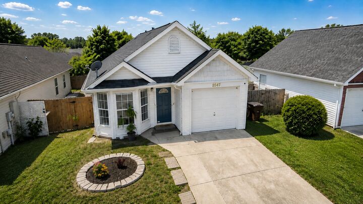Property Photo:  2547 Sonar St  TN 37214 