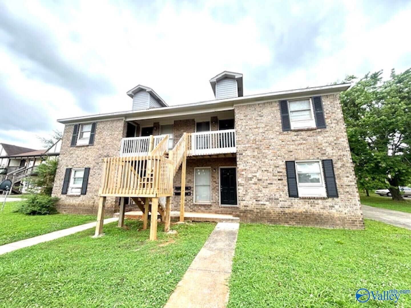 Property Photo:  1506 Medland Drive A  AL 35816 