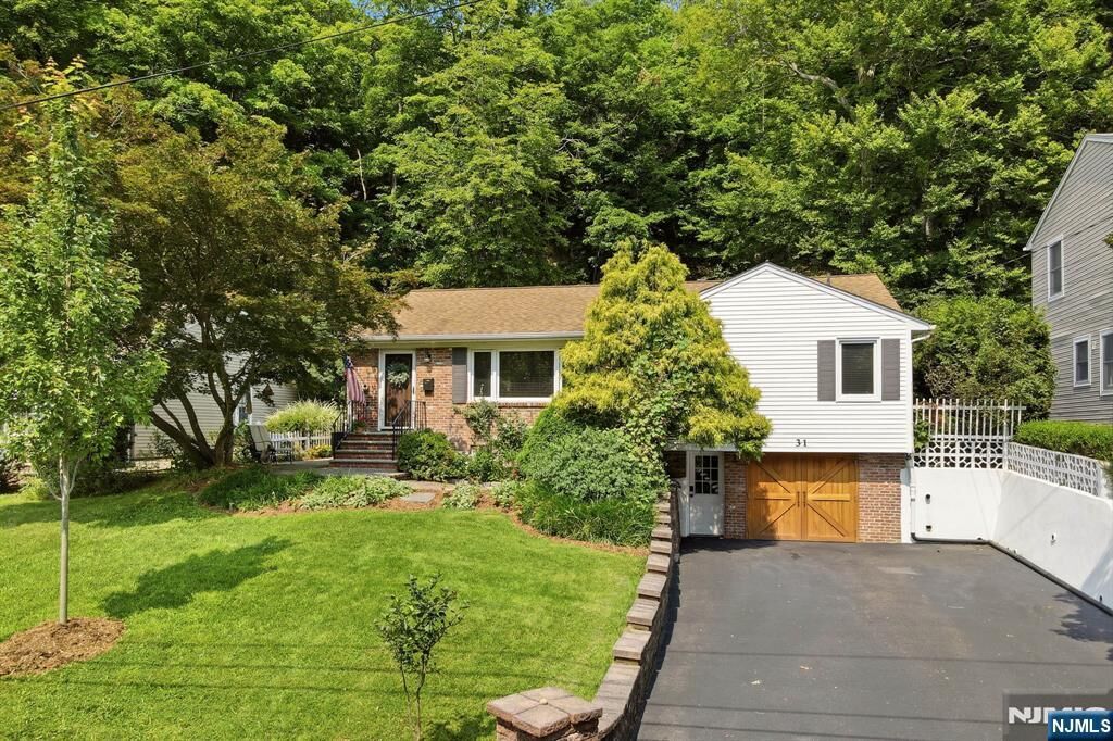 Property Photo:  31 Truman Boulevard  NJ 07436 