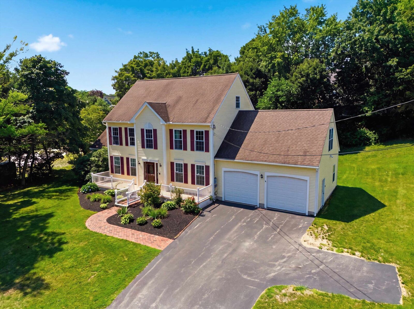 Property Photo: 694 Walnut Street NH 03104