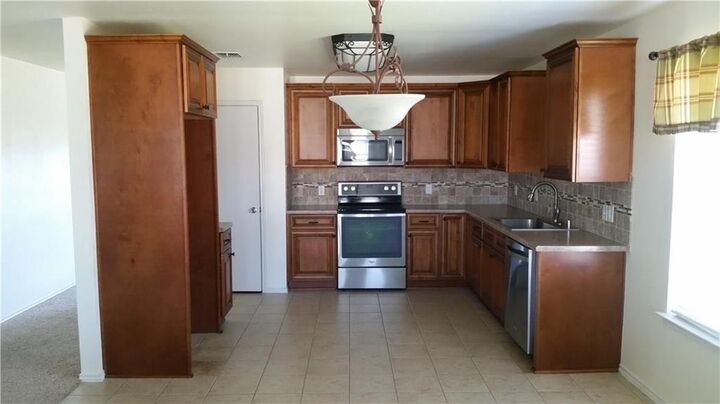 Property Photo:  517 Robinwood Drive  TX 75098 