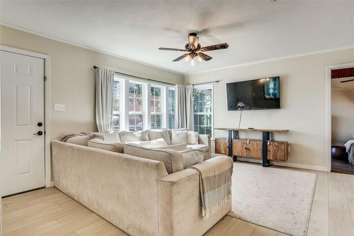 Property Photo: 910 Norton Street TX 76086