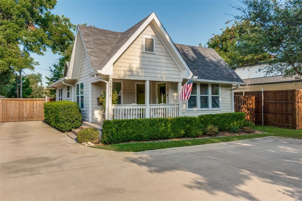 Property Photo:  2515 Abrams Road  TX 75214 