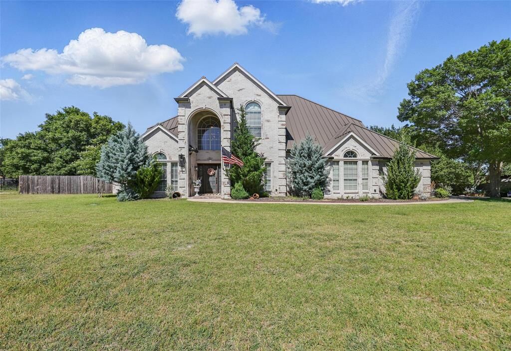 Property Photo:  3404 Creek Crossing Drive  TX 76087 
