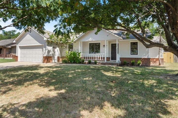 Property Photo: 203 Cordes Drive AR 72761