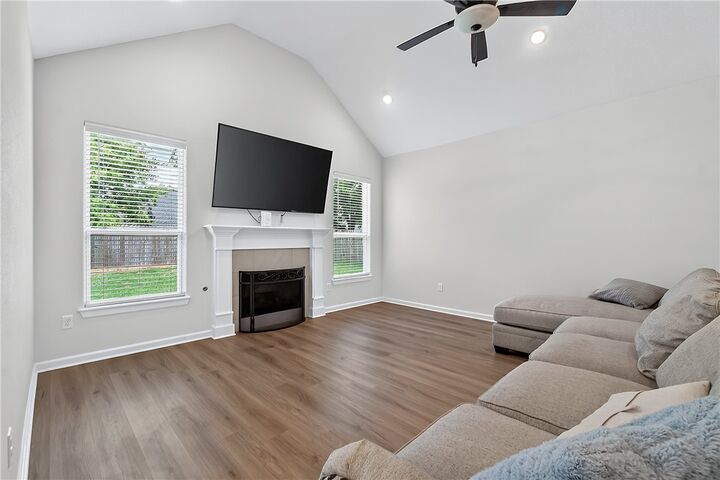 Property Photo: 292 W Tyler Road AR 72730
