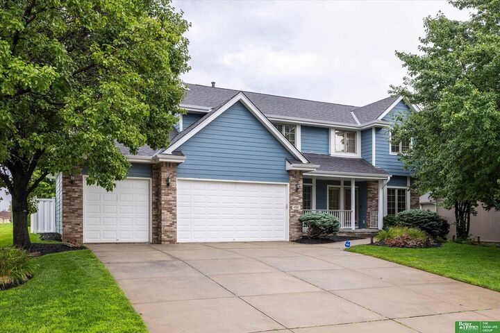 Property Photo:  4321 N 159 Avenue  NE 68116 