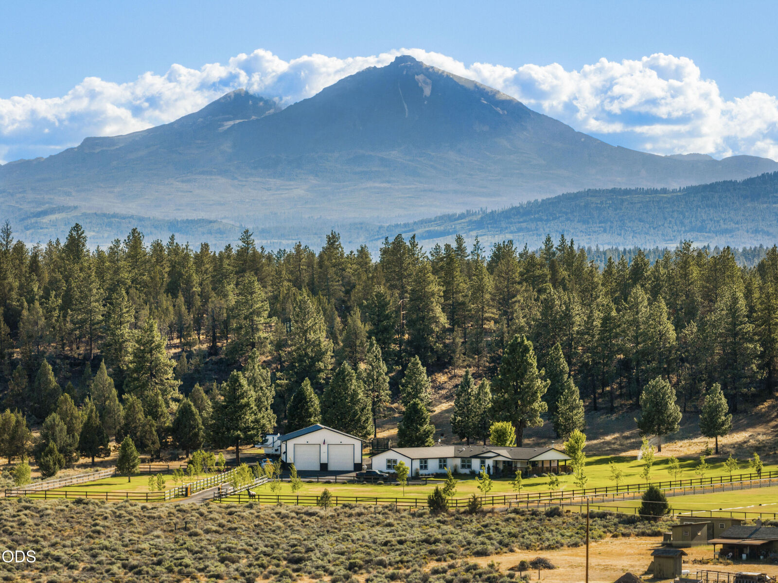 Property Photo:  69435 Hinkle Butte Drive  OR 97759 