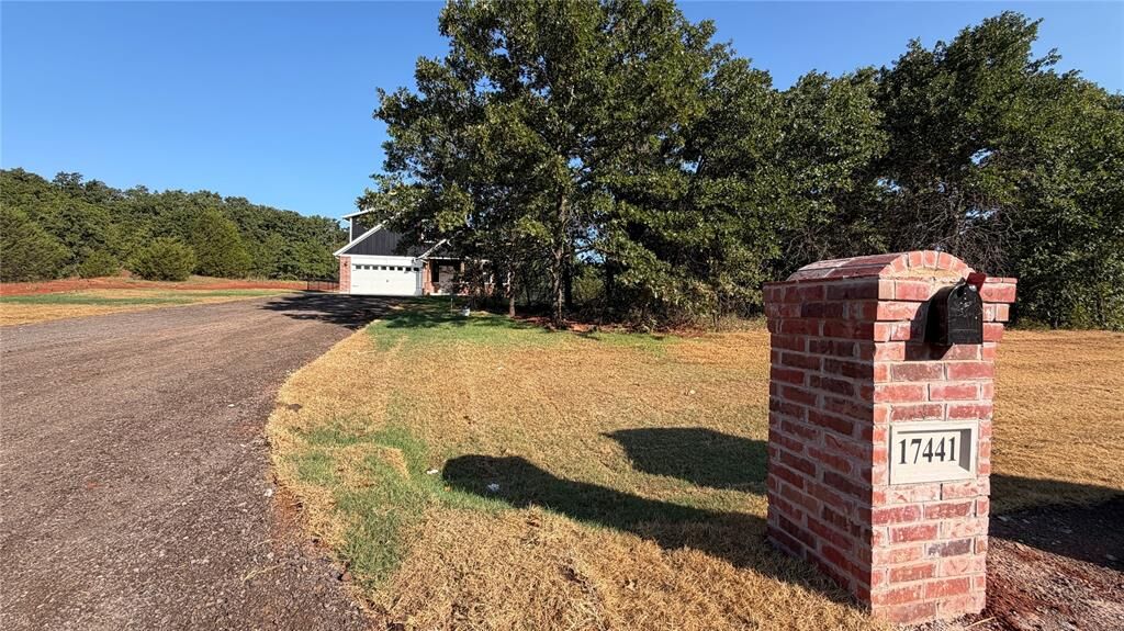 Property Photo: 17441 Lantana Loop OK 74857