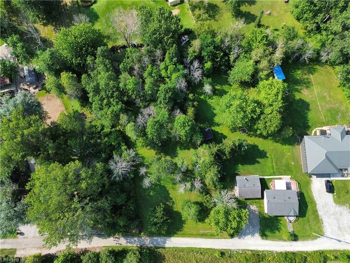 Property Photo:  10 Humming Bird Lane  ON N0A 1P0 