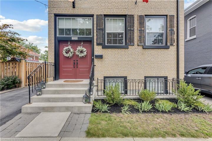 Property Photo: 220 Sheridan Street ON N3S 4R1