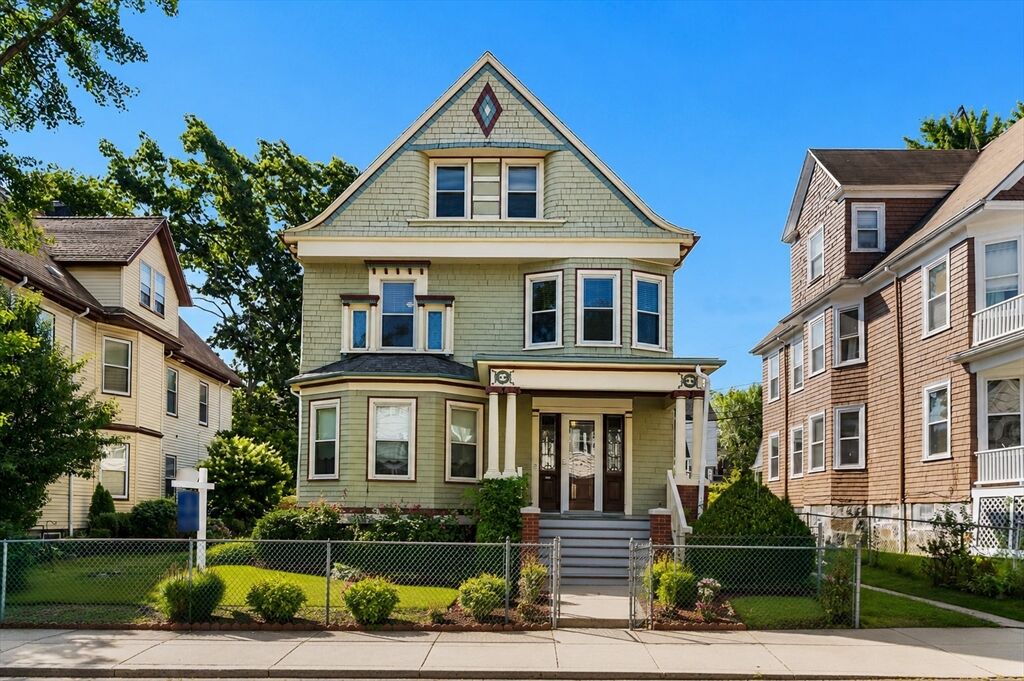 Property Photo:  54 Tonawanda St  MA 02124 