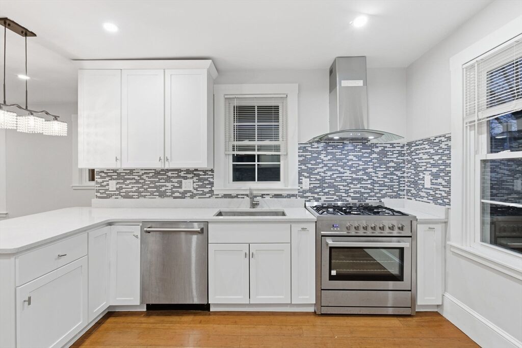Property Photo:  318 Concord Ave 318  MA 02138 