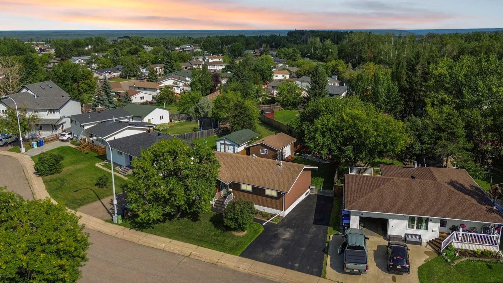 Property Photo: 114 Hilltop Crescent AB T9H 3V4