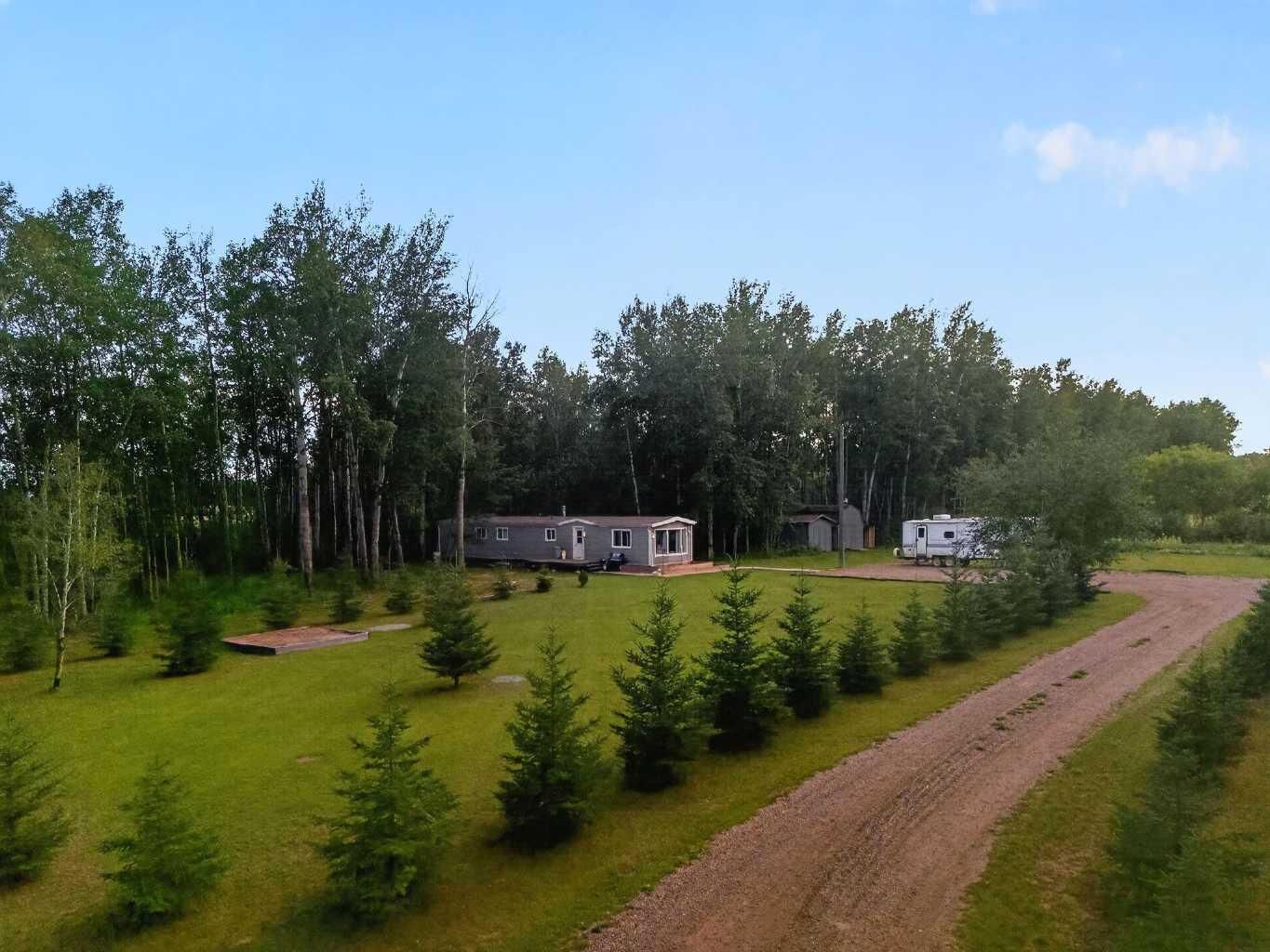 Property Photo: 14107 Township Rd 1060 AB T0H 2H0