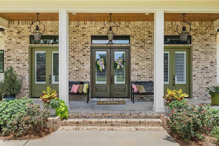 Property Photo:  2530 Escambia Ave  FL 32503 
