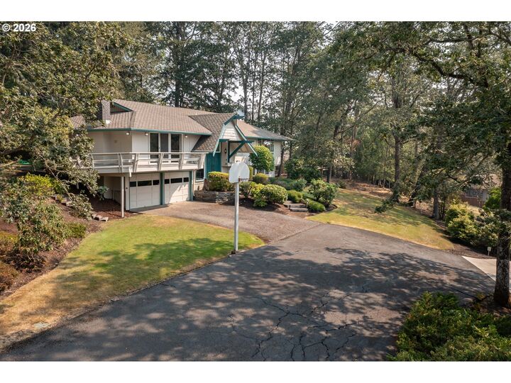 Property Photo:  4072 Normandy Way  OR 97405 