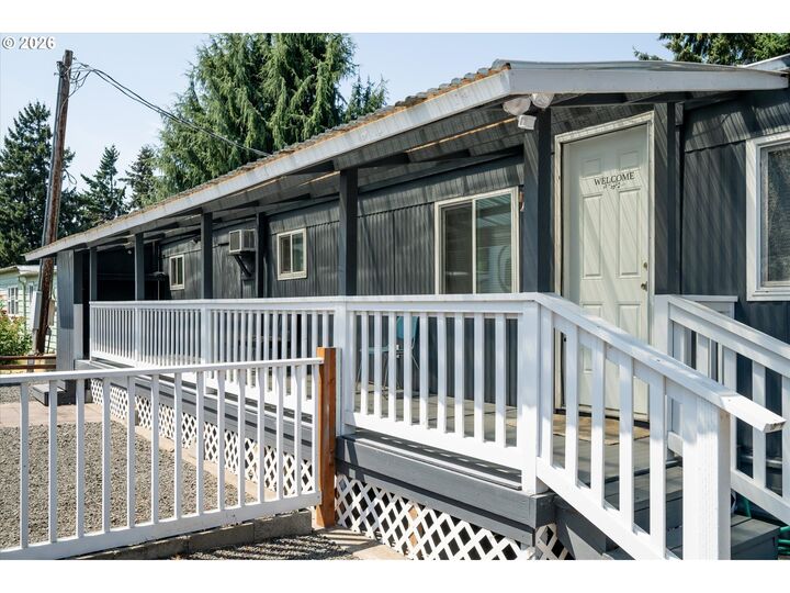Property Photo: 4750 Franklin Blvd C3 OR 97403