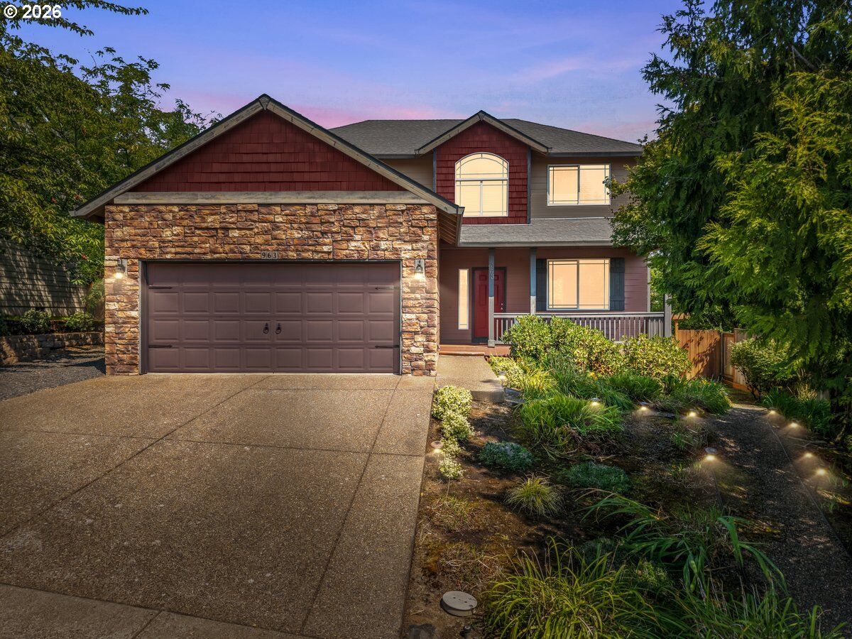 Property Photo: 963 SW View Crest Dr OR 97115