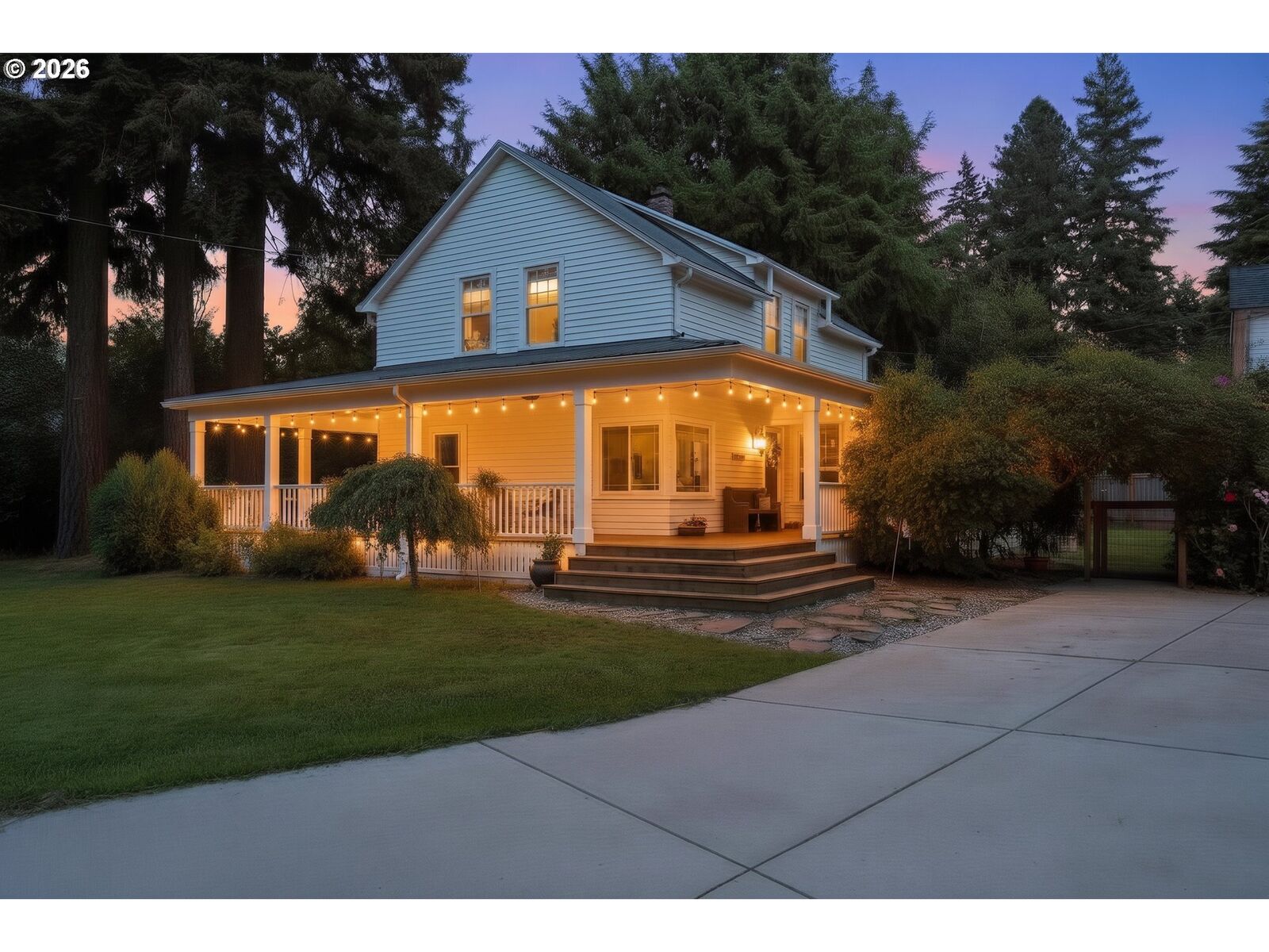 Property Photo: 11400 SW 95th Ave OR 97223