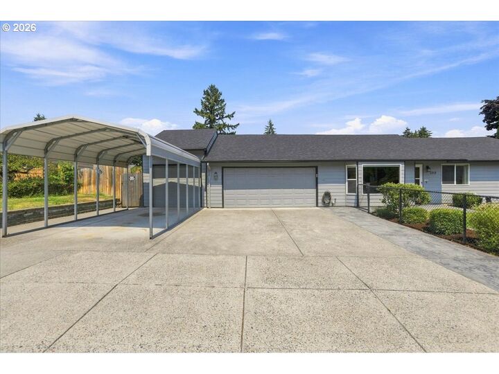 Property Photo: 1312 NW 88th St WA 98665