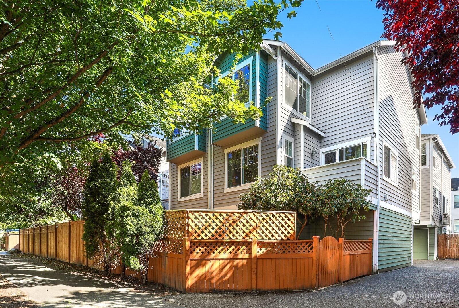 Property Photo: 2637 A NW 57th Street WA 98107
