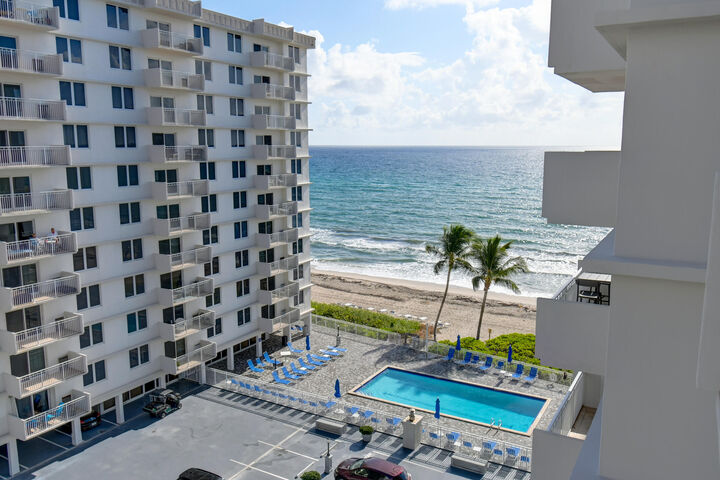 Property Photo:  3221 S Ocean Boulevard 704  FL 33487 
