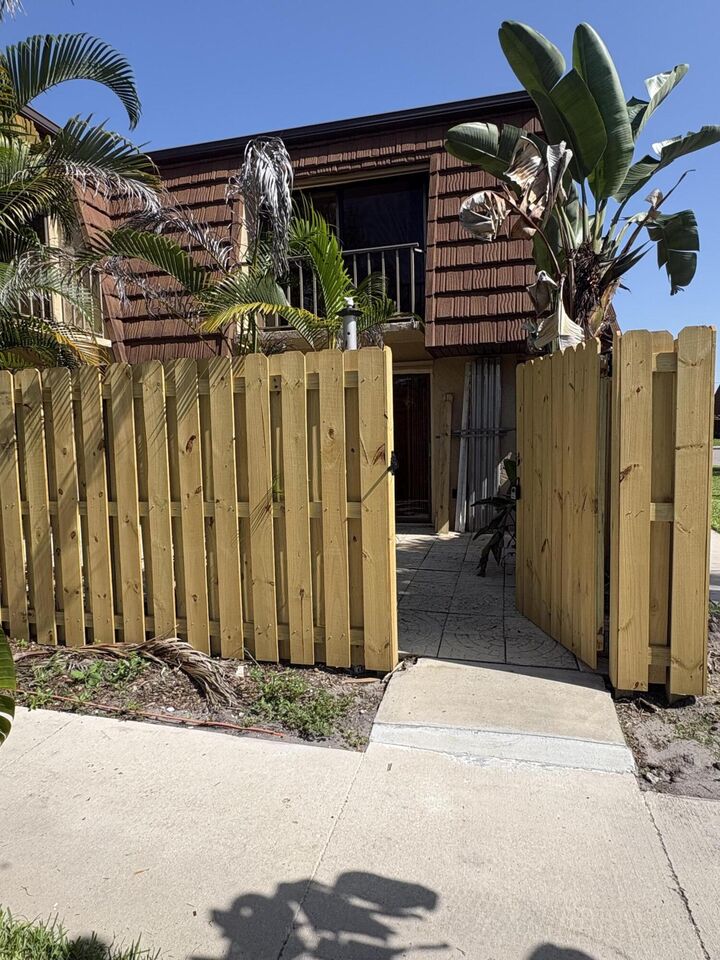 Property Photo: 1302 Nebraska Avenue 6A FL 34950