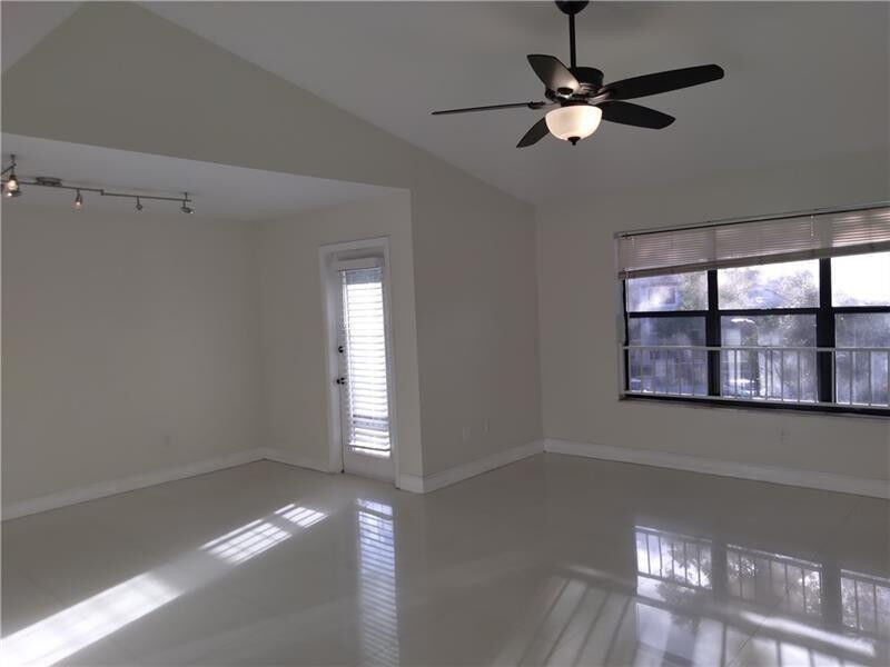 Property Photo: 4261 W McNab Road 32 FL 33069