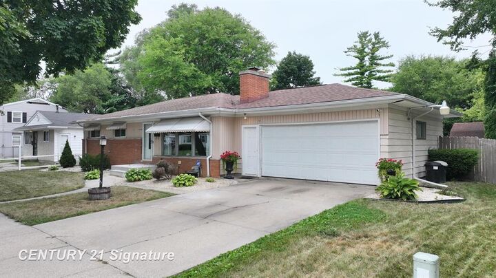 Property Photo: 334 S 20th Street MI 48601
