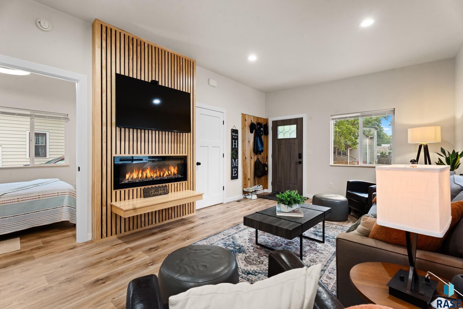 Property Photo: 1306 S Norton Ave SD 57105